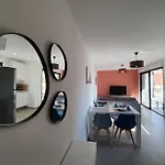 Neuf Tres Lumineux Avec Parking *