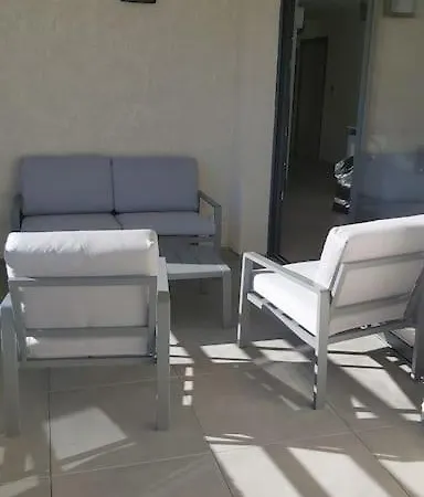 Apartmán Neuf Tres Lumineux Avec Parking